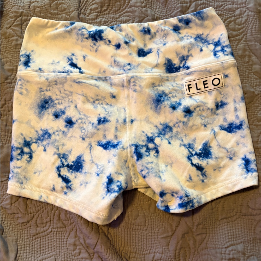 Fleo Blue and White Tie-Dye Apparel